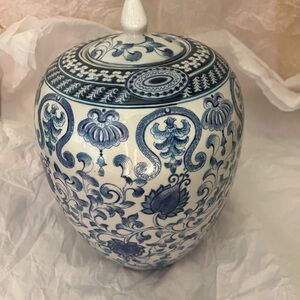 Blue and White pocelain Vase